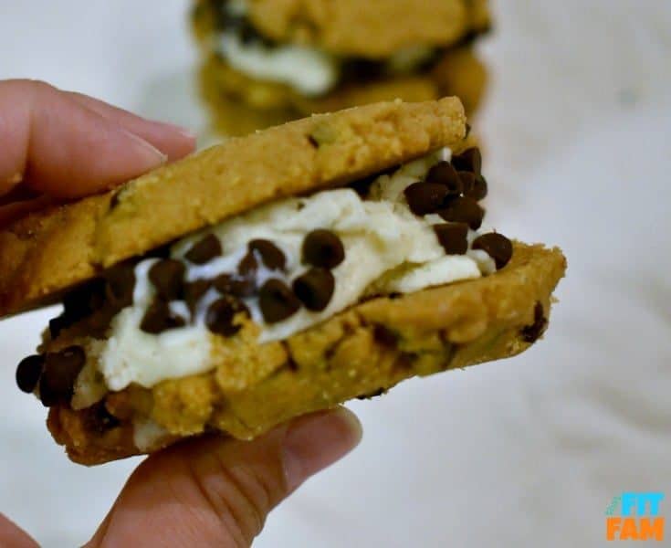 healthy PB cookie ice cream sandwich. the perfect blend of vanilla and peanut buttery goodness. No sugar, whole grain! delish! perfect healthy dessert for Summer