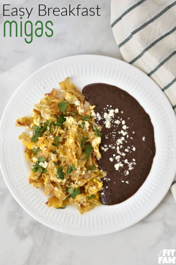 Breakfast Migas recipe is a filling Mexican dish that goes perfectly with beans & salsa. #mexicanfood