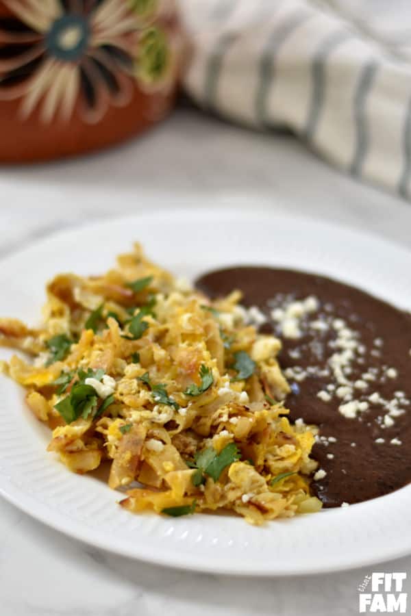 Breakfast Migas recipe is a filling Mexican dish that goes perfectly with beans & salsa. #mexicanfood