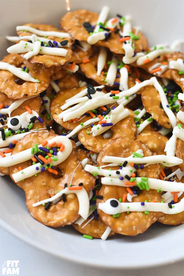 halloween yogurt covered pretzels