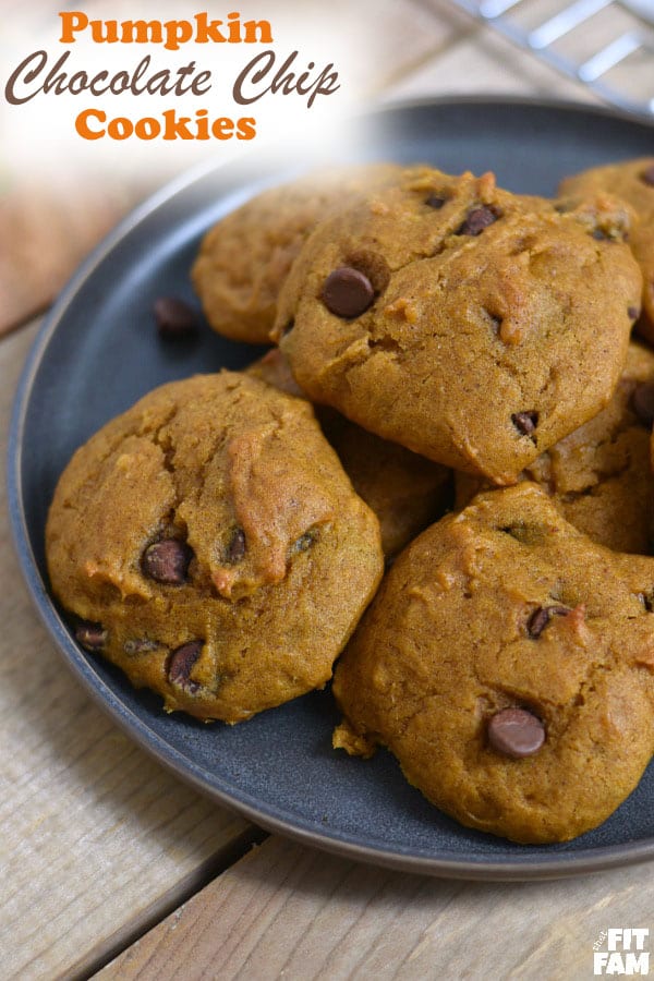 the perfect pumpkin chocolate chip cookies! I love making these in the Fall! #pumpkinspice