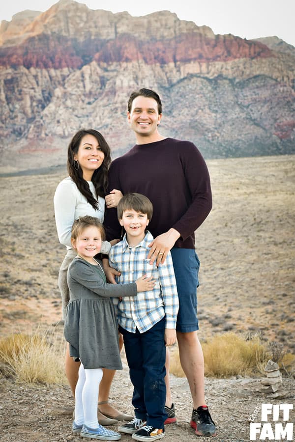 family portraits, family of 4, red rock canyon